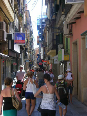  shopping street in Palma is an absolute turmoil