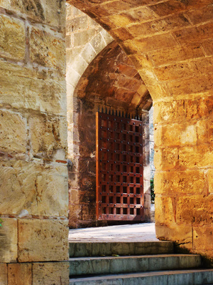  Old Town - Looking through walls